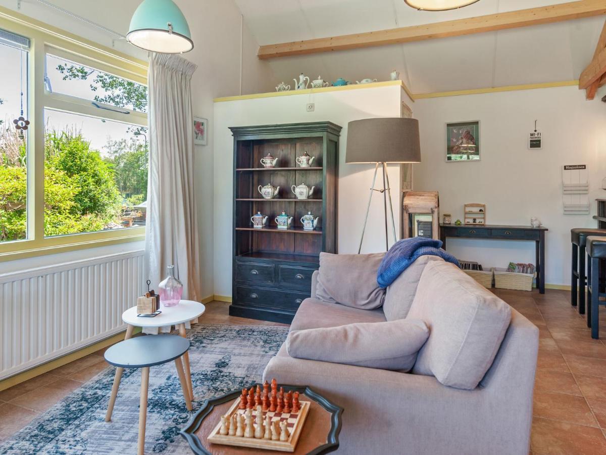 Enticing Holiday Home In Eastermar Near Burgumer Mar Lake Hoogzand Екстер'єр фото