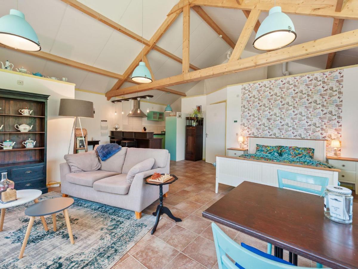 Enticing Holiday Home In Eastermar Near Burgumer Mar Lake Hoogzand Екстер'єр фото