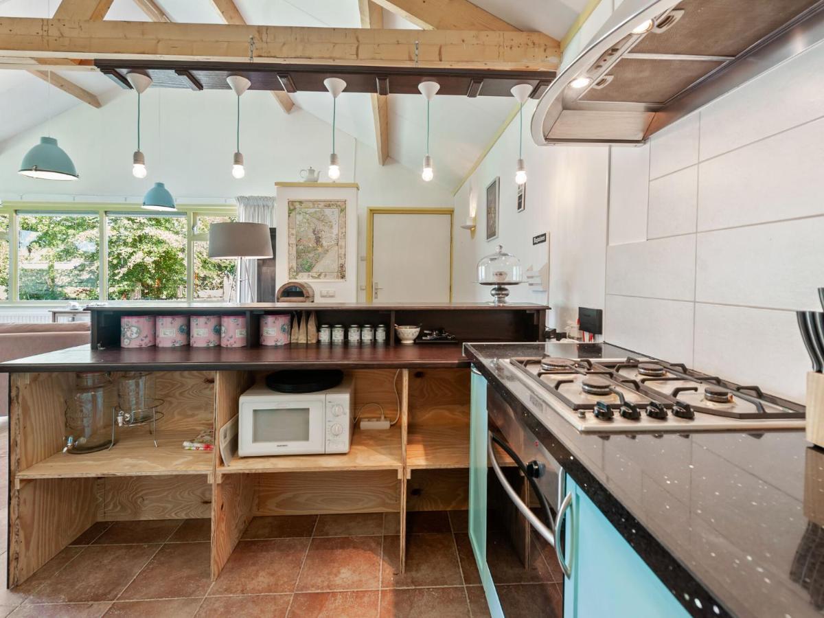 Enticing Holiday Home In Eastermar Near Burgumer Mar Lake Hoogzand Екстер'єр фото